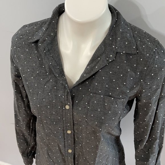 Old Navy Button Down Shirt Gray Polka Dot - Picture 2 of 9